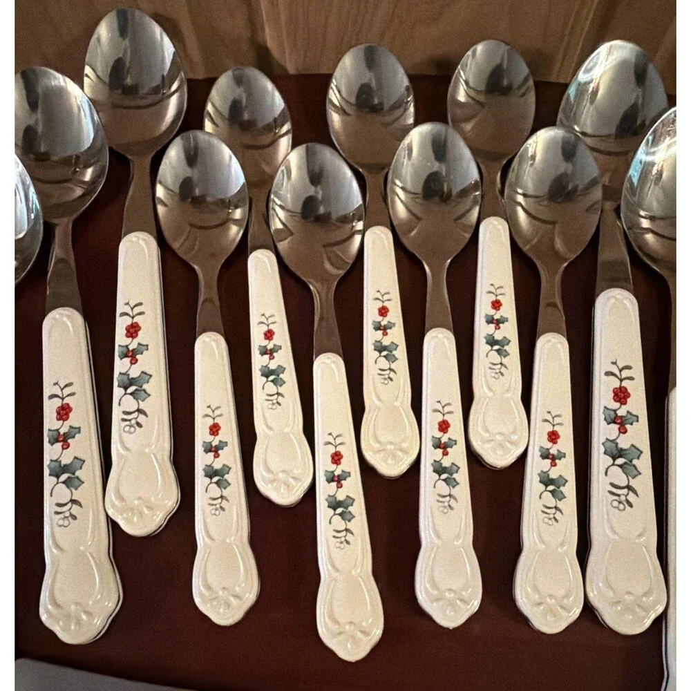 Pfaltzgraff winterberry flatware